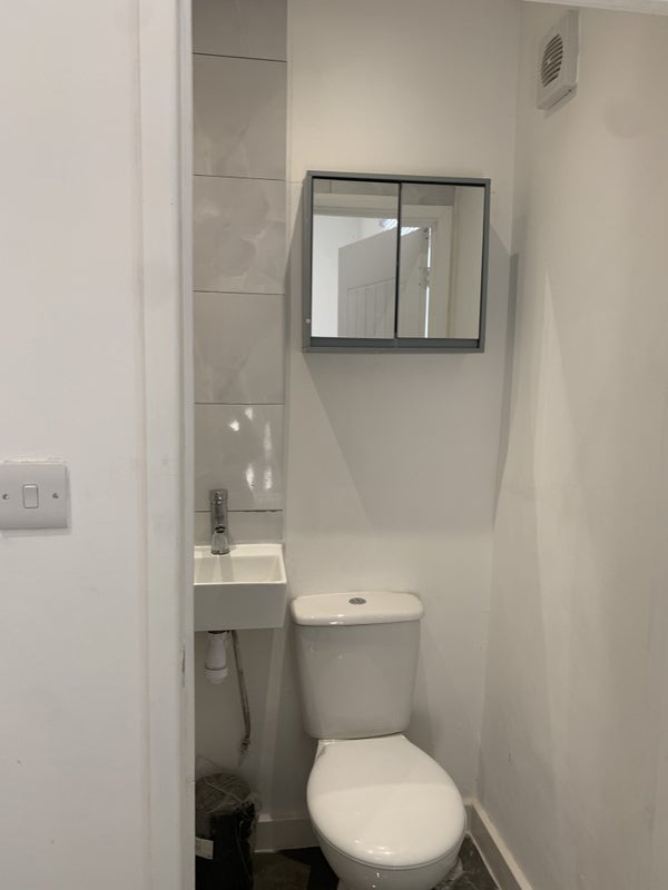 Room Norbury Road in Greater London