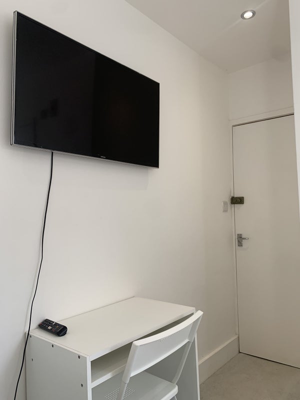Room Norbury Road in Greater London