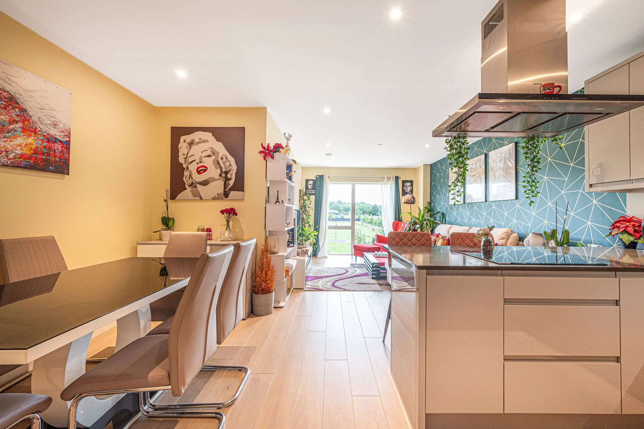 Flat Felar Walk in Greater London