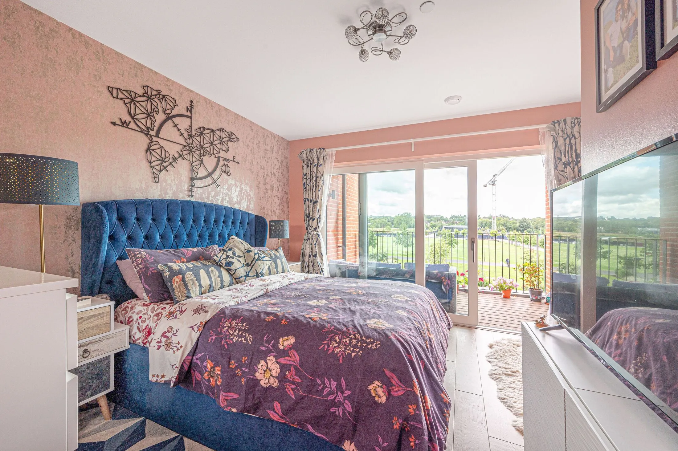 Flat Felar Walk in Greater London