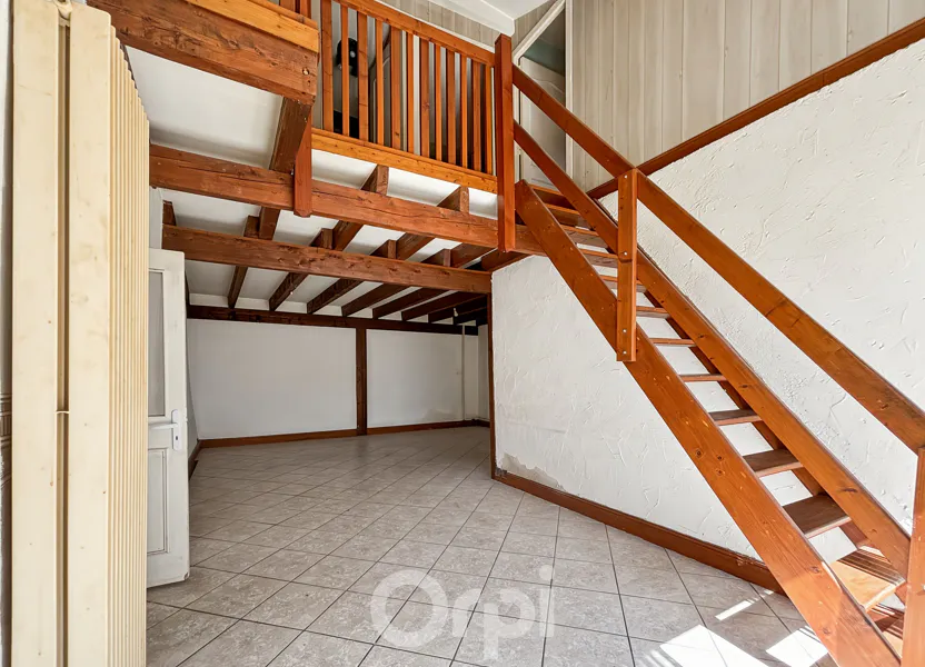 Maison Route Georges Guingouin à Ambazac