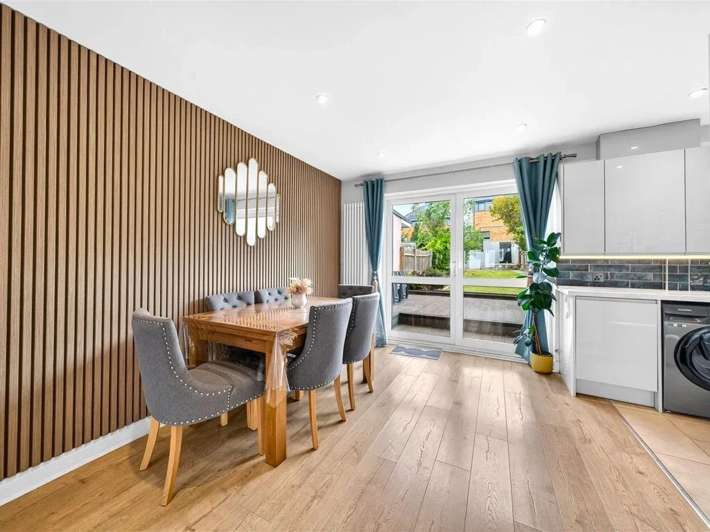 House Rougemont Avenue in Greater London