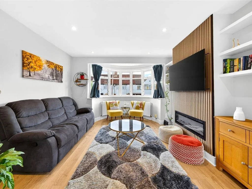 House Rougemont Avenue in Greater London