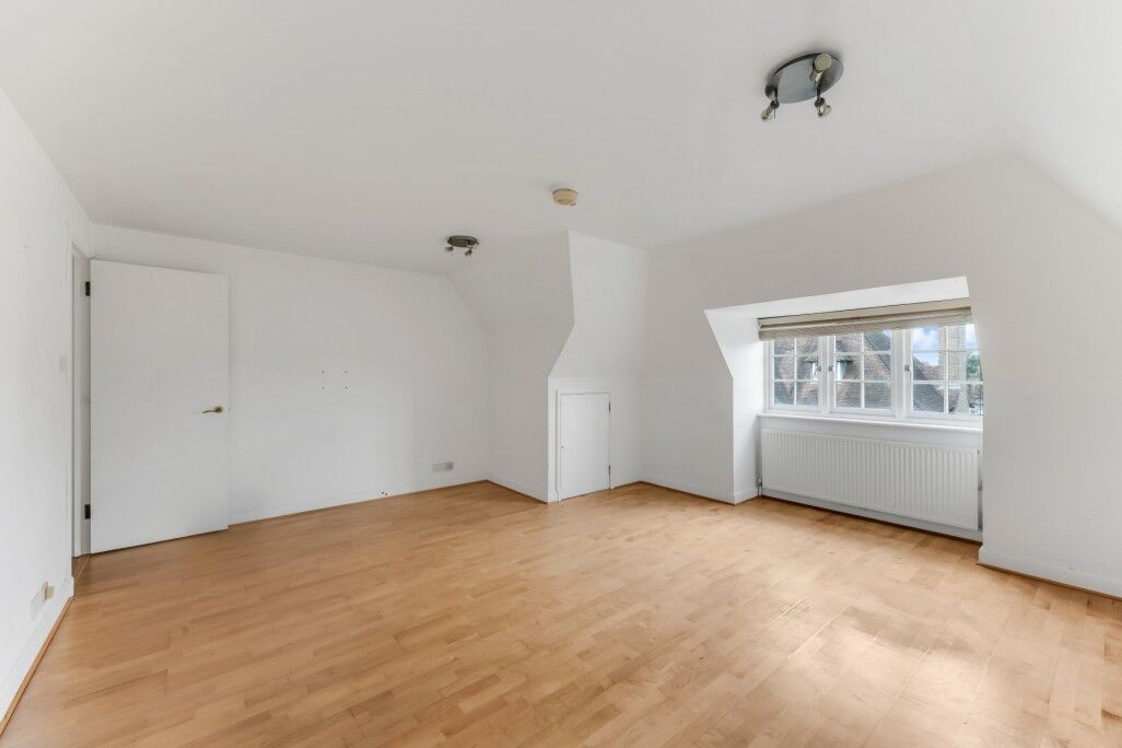 Flat Corringway in Greater London