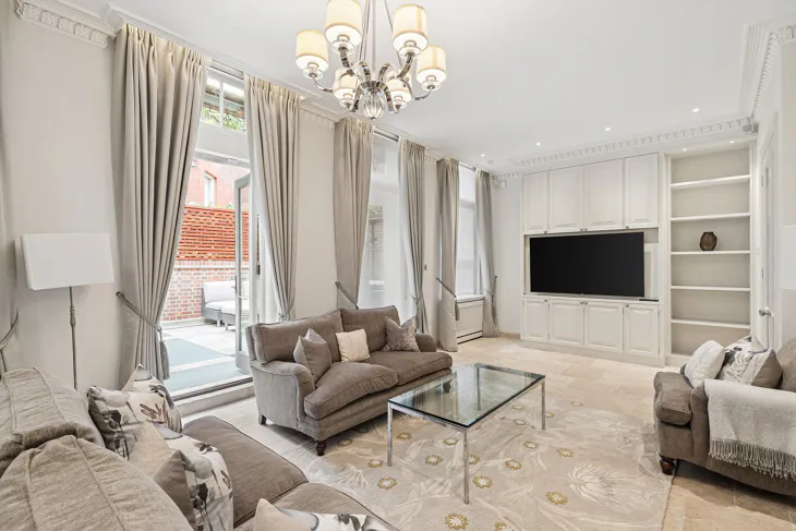 House Shafto Mews in Greater London