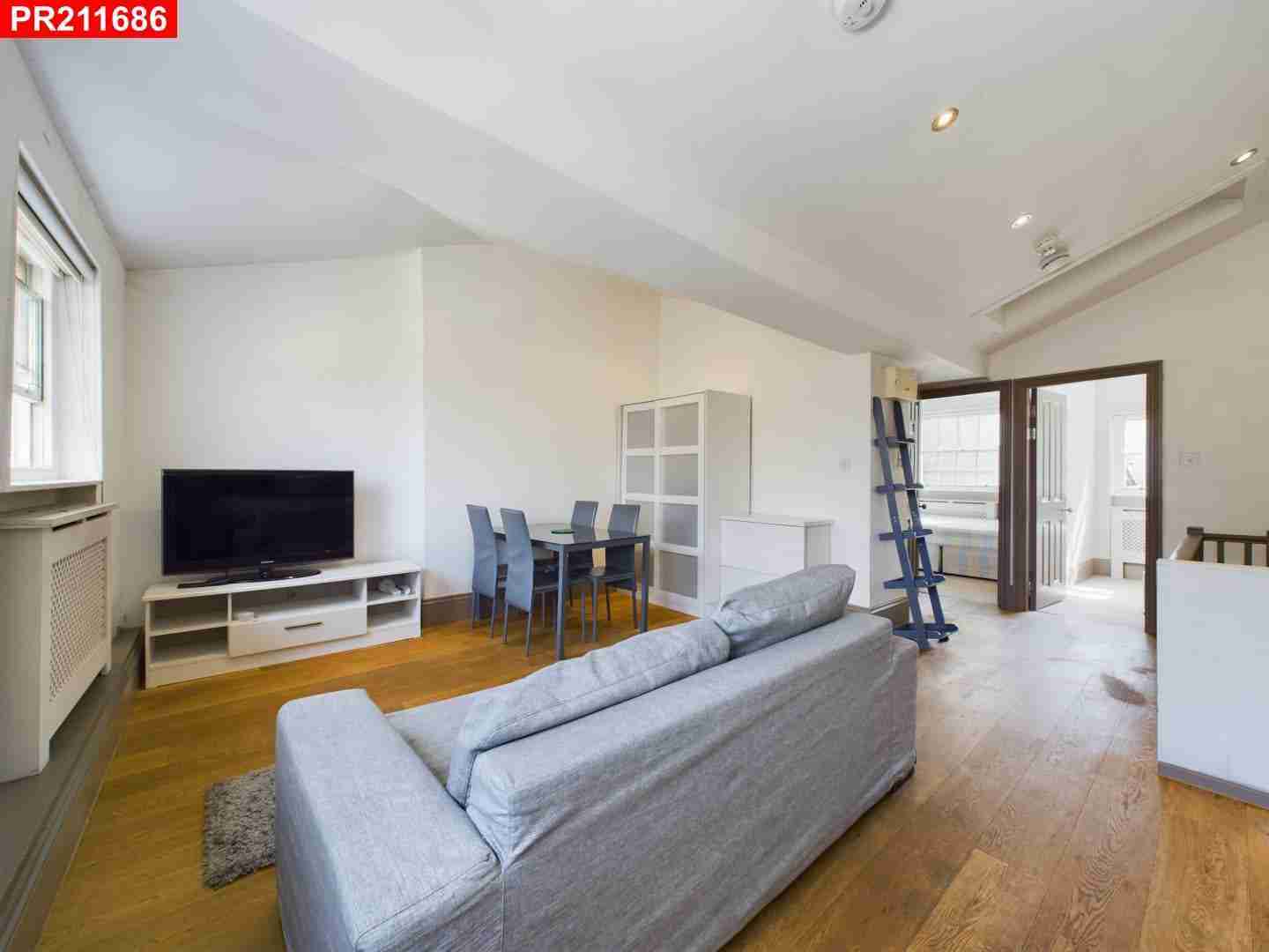 Flat Balfour Road in Greater London