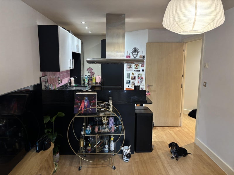 Room Hope Drive in Nottingham