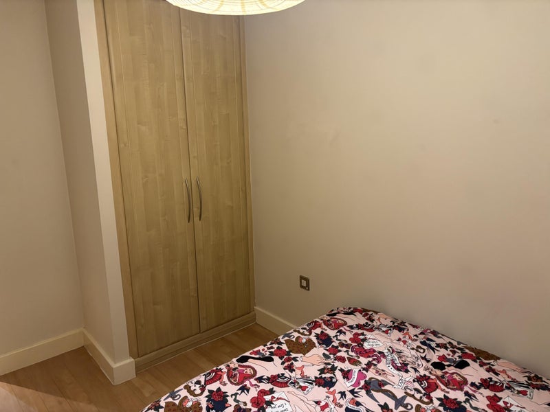 Room Hope Drive in Nottingham