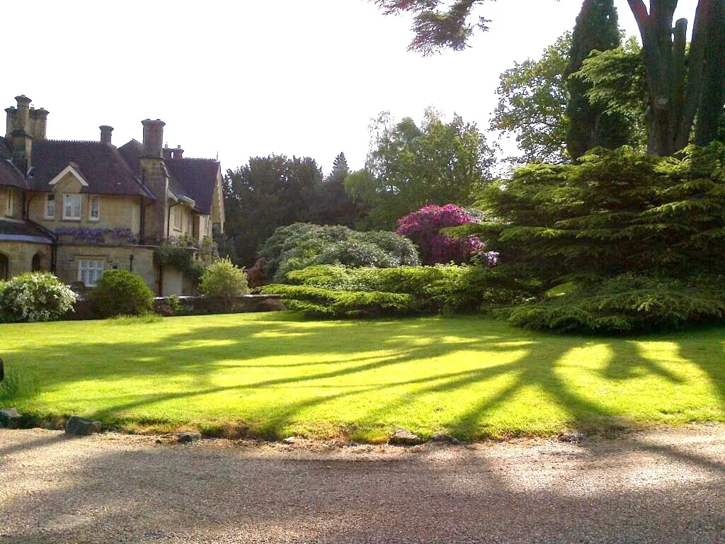 Flat Bentham Hill in Tunbridge Wells