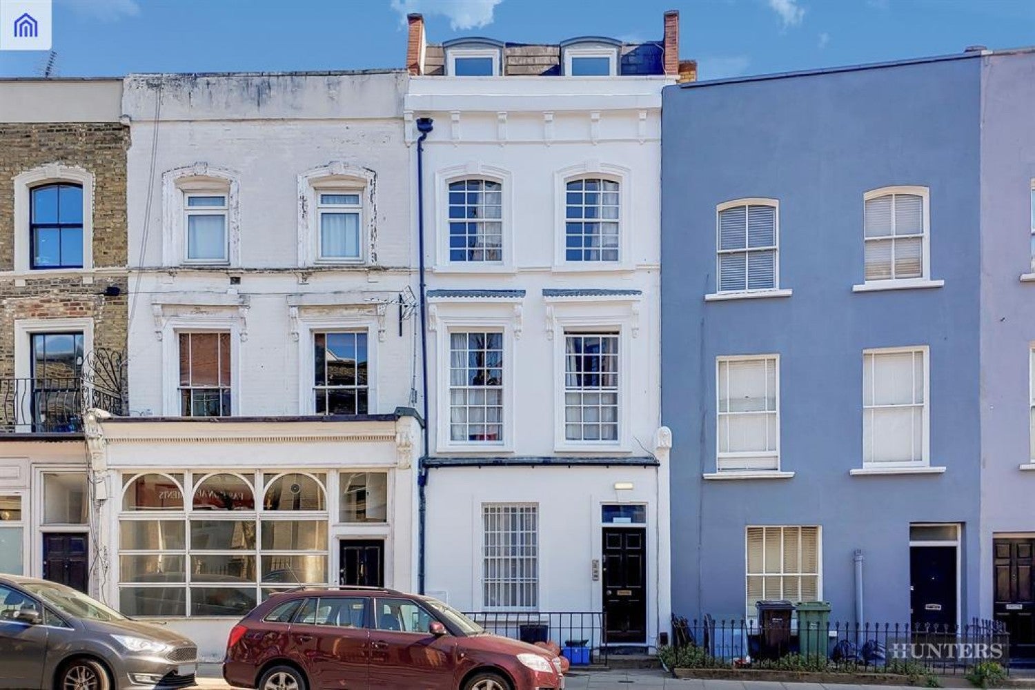 Flat Grafton Road in Greater London