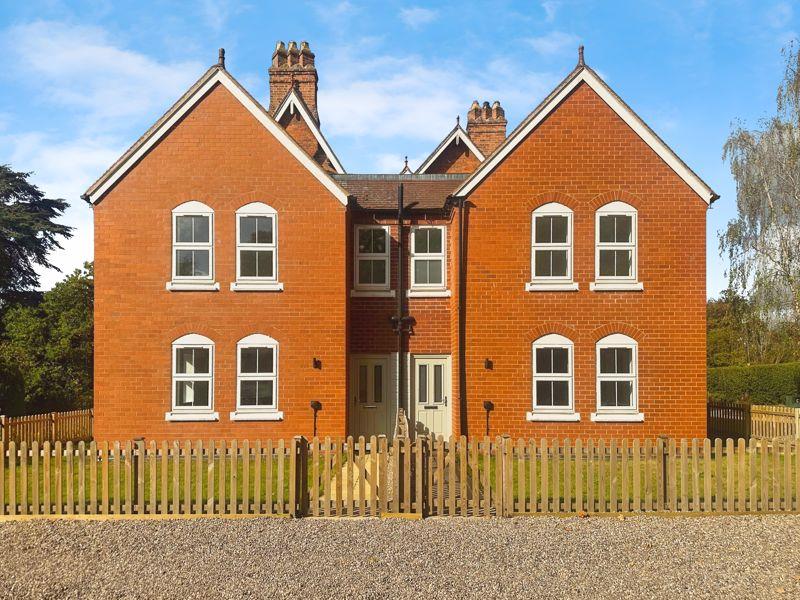 House Hoggrills End Lane in North Warwickshire