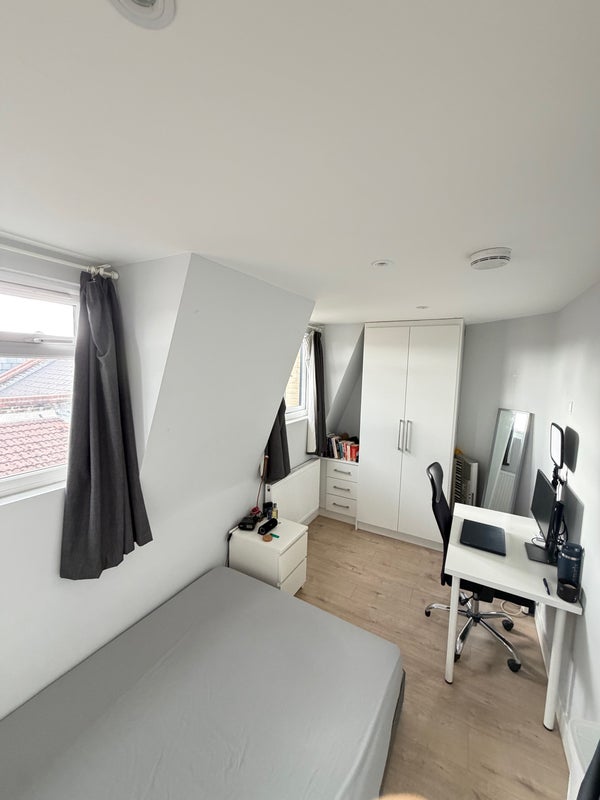 Room Upper Tooting Road in Greater London