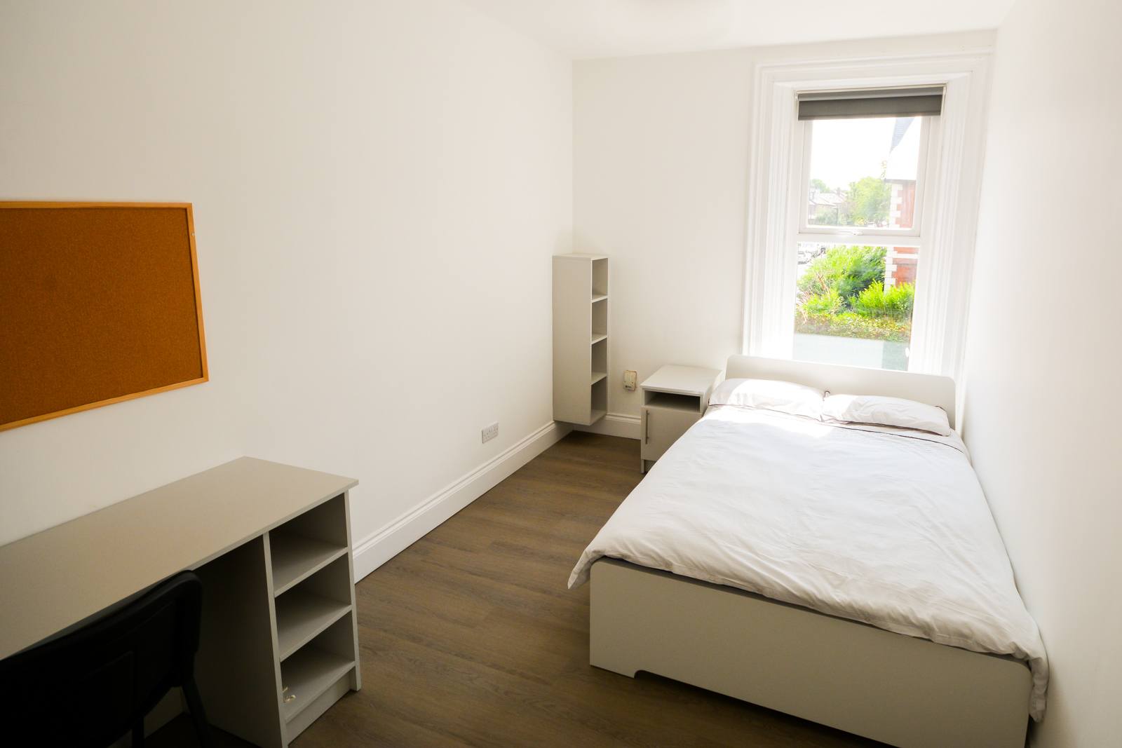 Room Holly Avenue in Newcastle upon Tyne