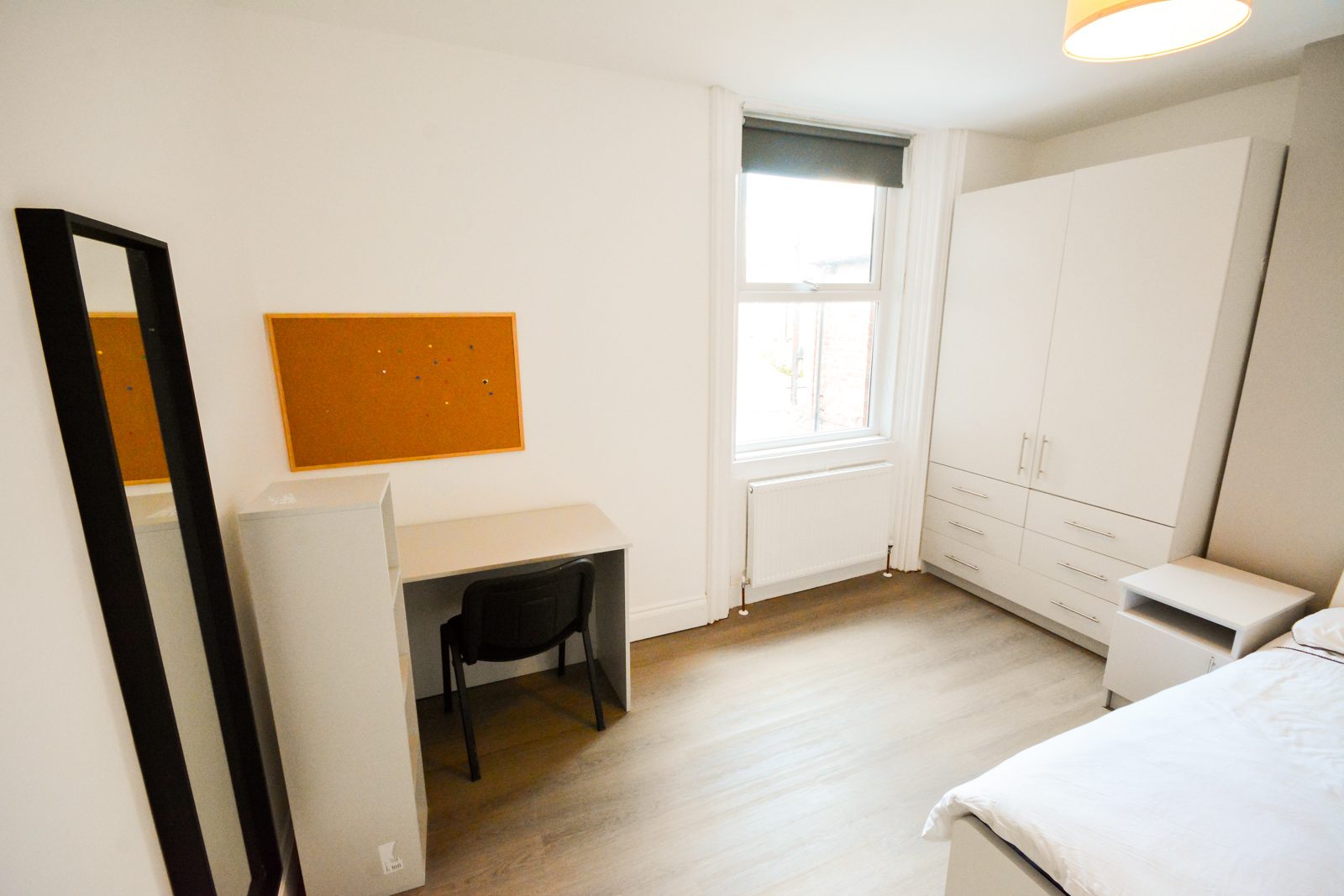 Room Holly Avenue in Newcastle upon Tyne