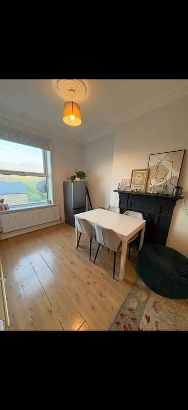 Flat Clapham Common South Side in Greater London