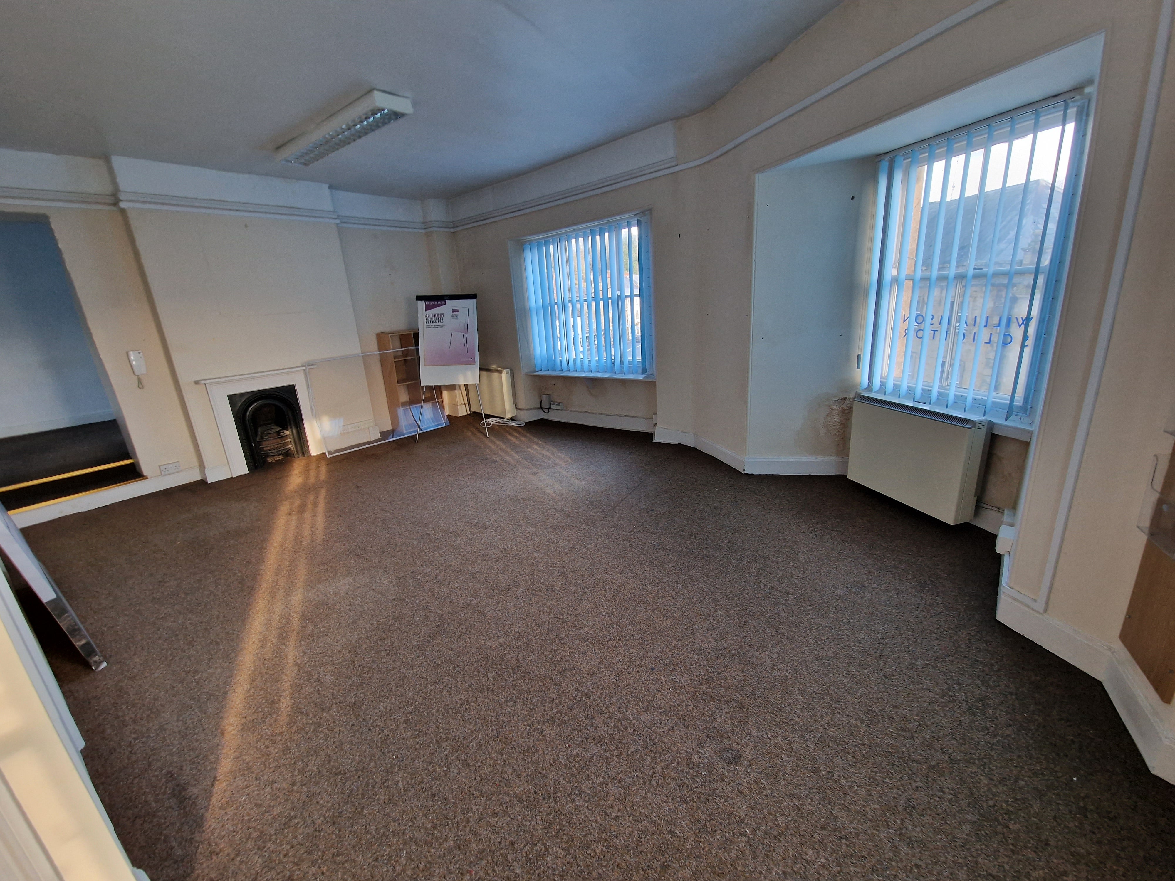 Room Market Square in Crewkerne