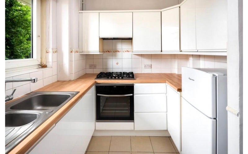 Room Bryan Street in Greater London