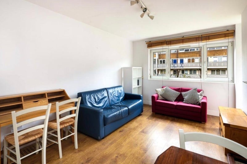 Room Bryan Street in Greater London