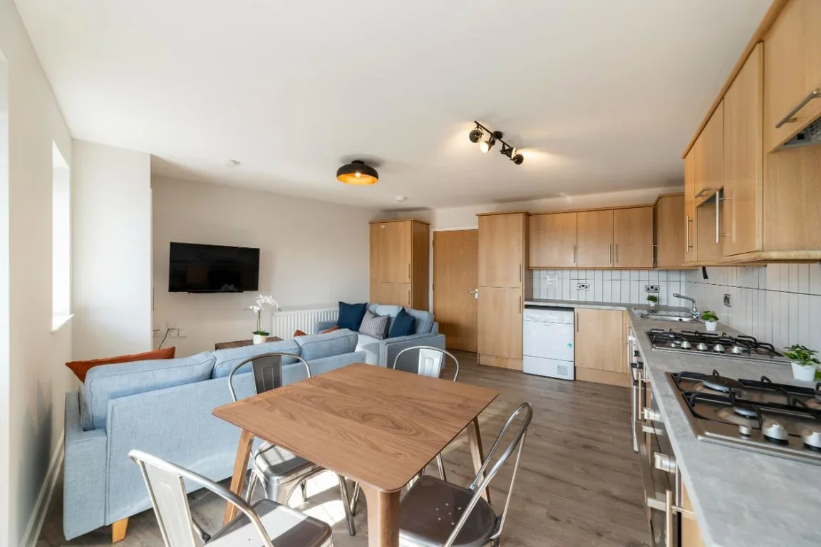 Flat Falconar Street in Newcastle upon Tyne