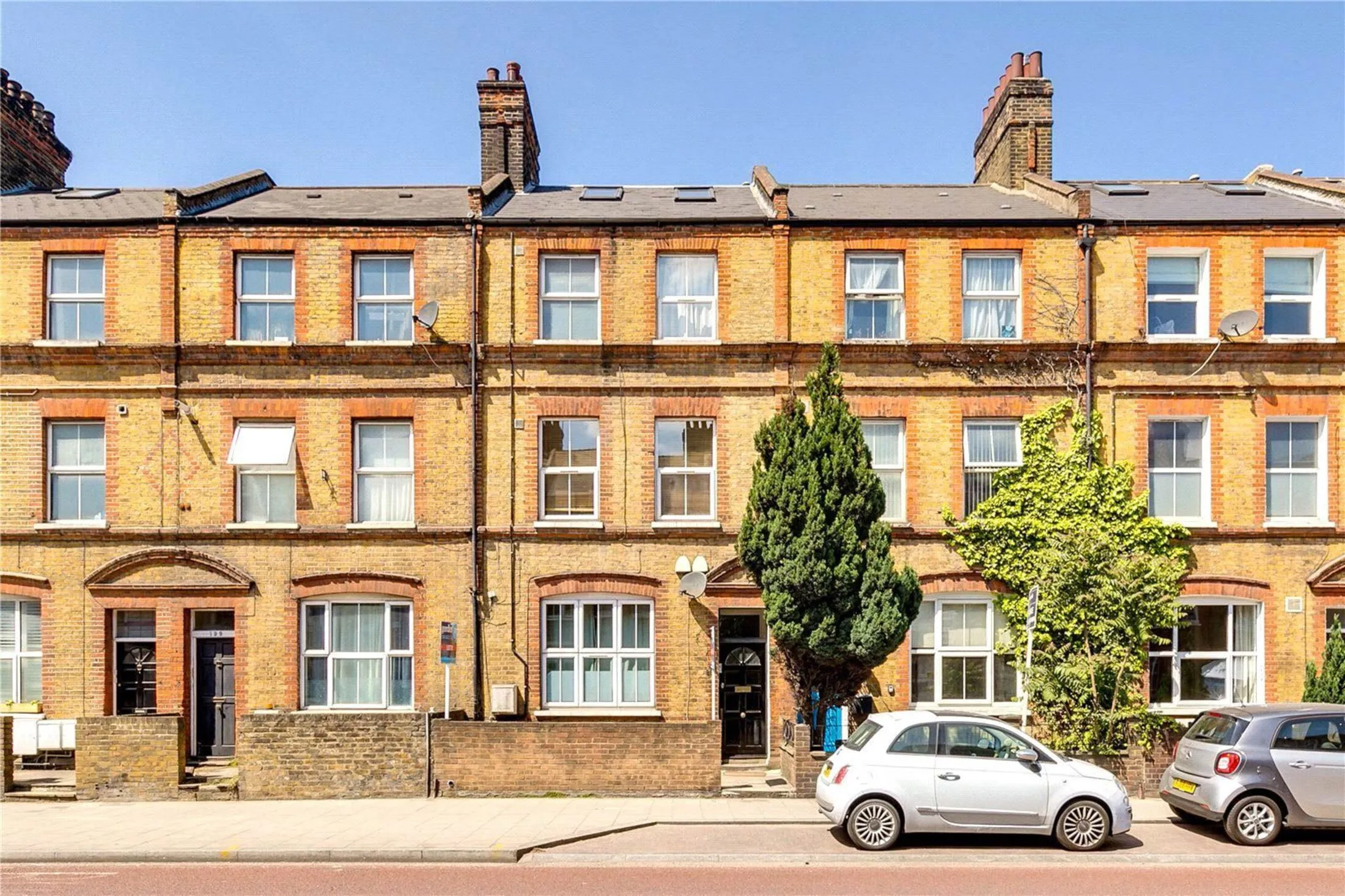 Flat Broughton Street in Greater London