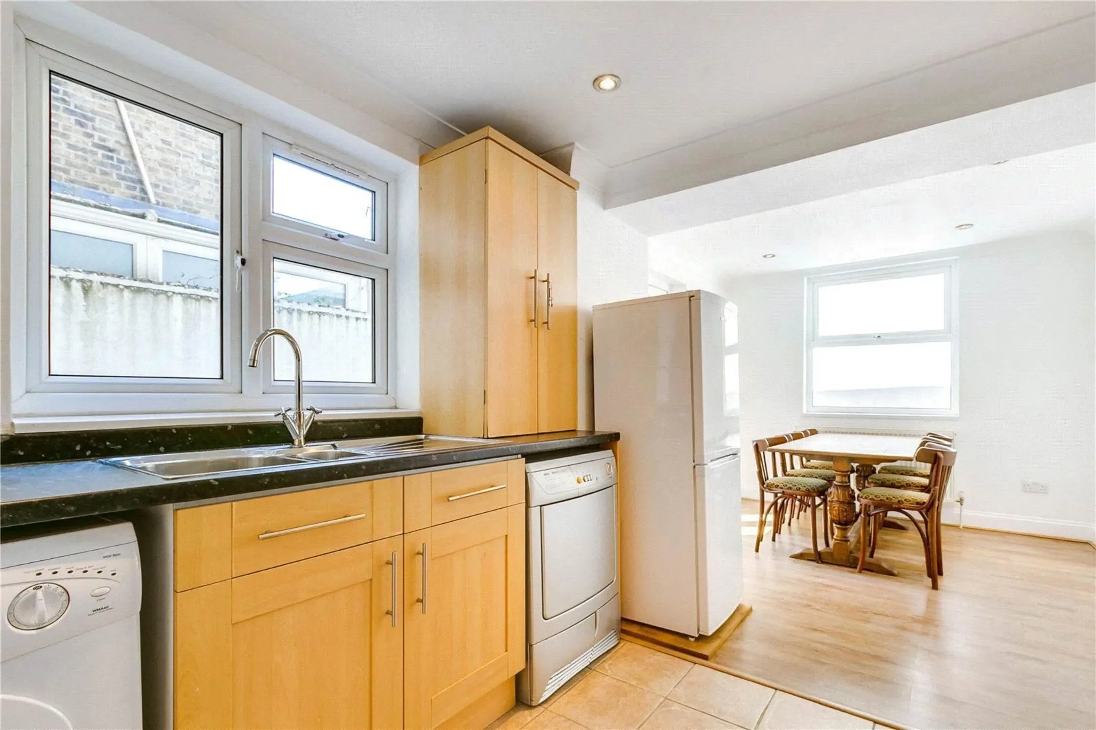 Flat Broughton Street in Greater London
