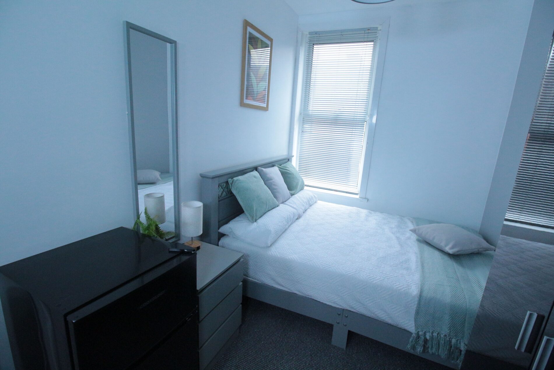 Room Portland Street in Lincoln