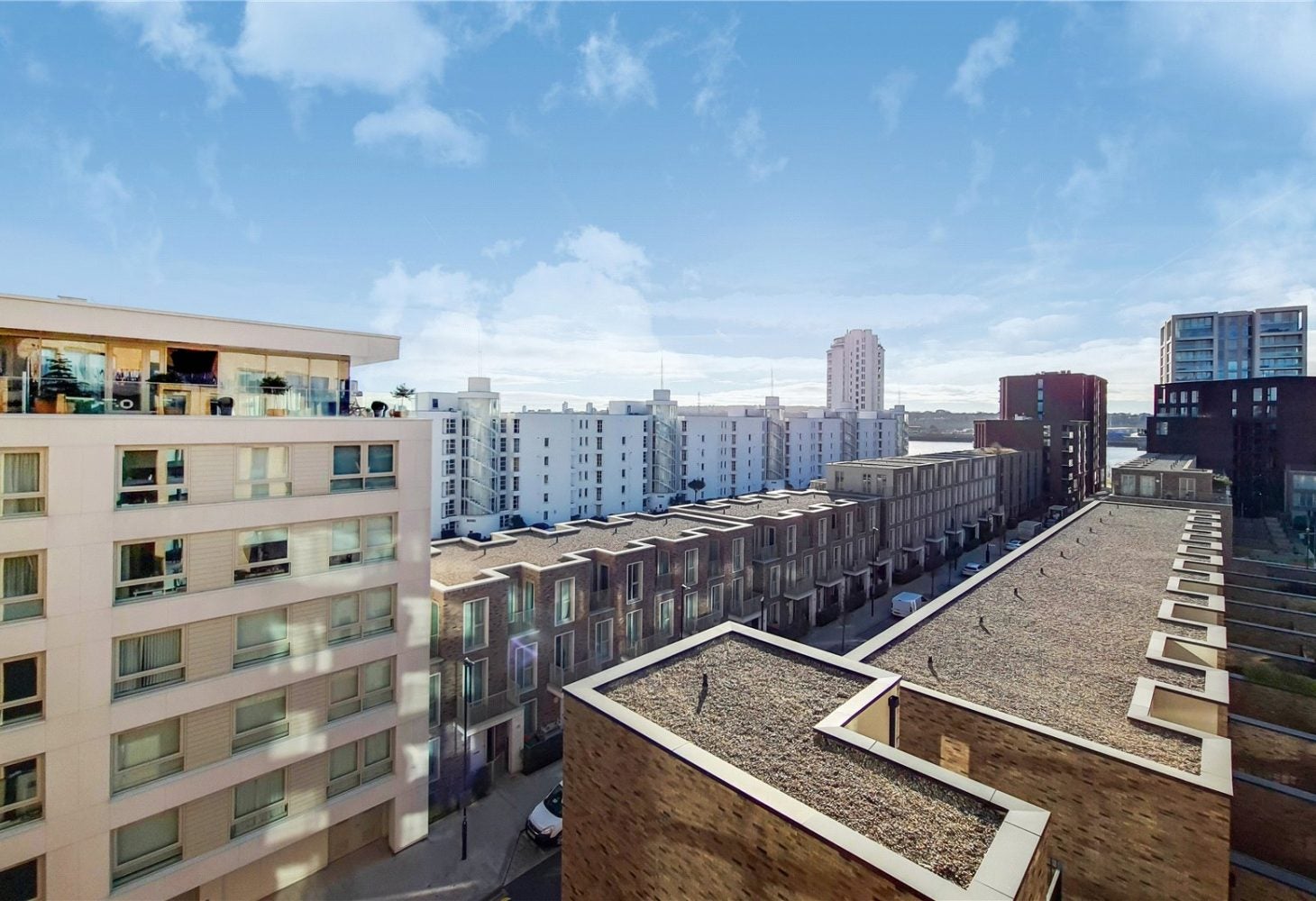 Flat Royal Crest Avenue in London