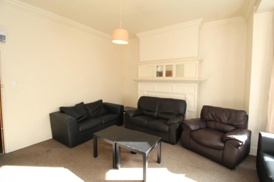 Room Derby Road in Nottingham