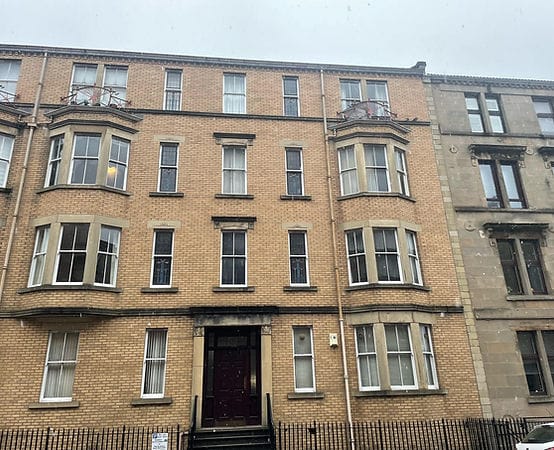 Flat West End Park Street in Glasgow