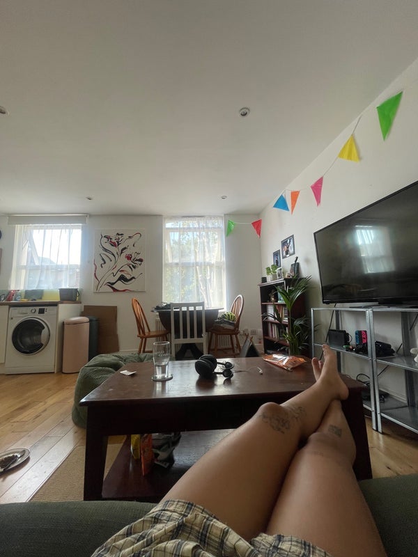 Flat Canterbury Grove in Greater London
