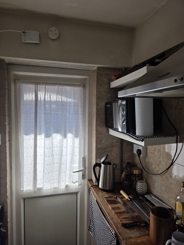 Flat Brangwyn Crescent in Greater London