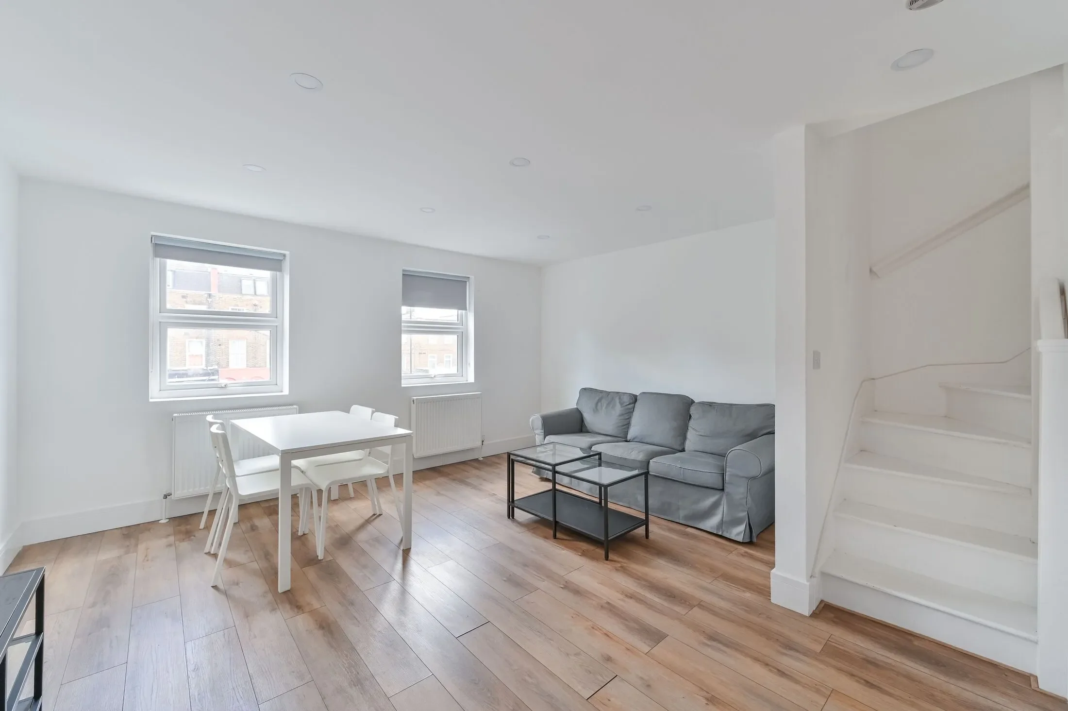 Flat Camberwell Road in Greater London