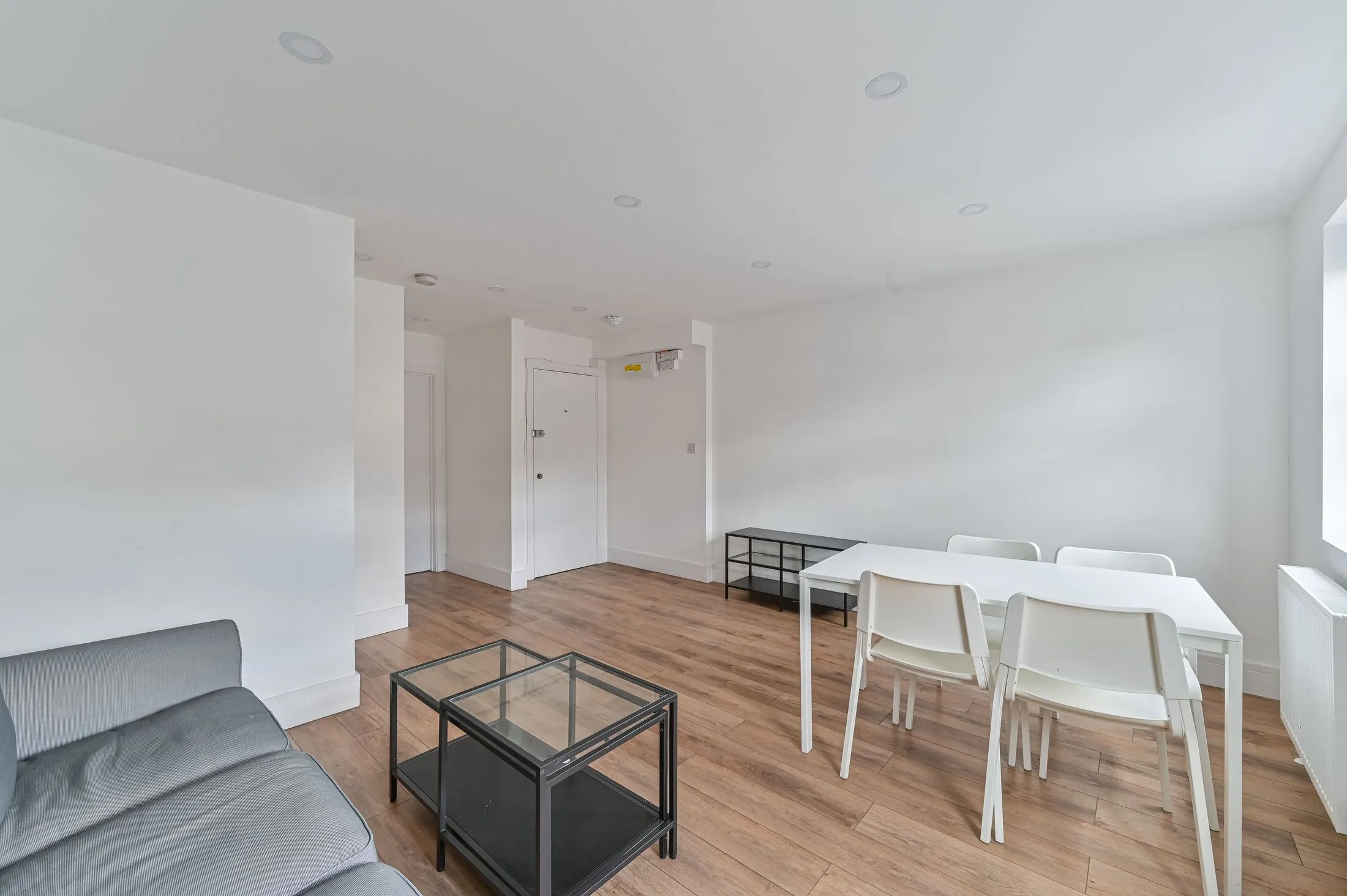Flat Camberwell Road in Greater London