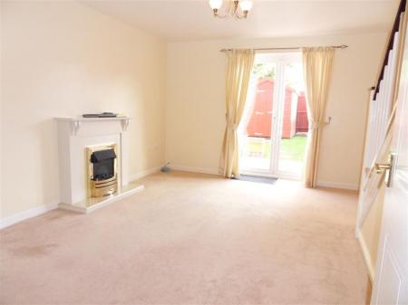 House Russett Close in Hinckley and Bosworth