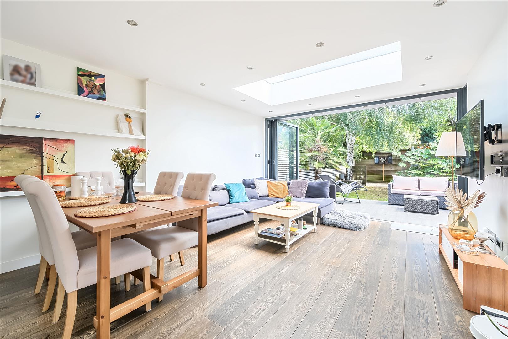House Shortlands Road in Greater London
