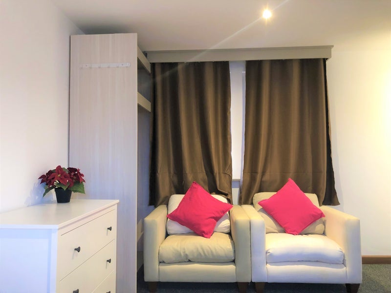 Room Charter Avenue in Coventry