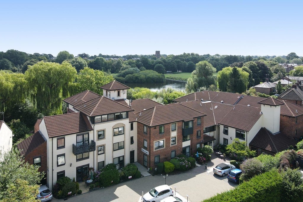 Flat Egerton Square in Knutsford