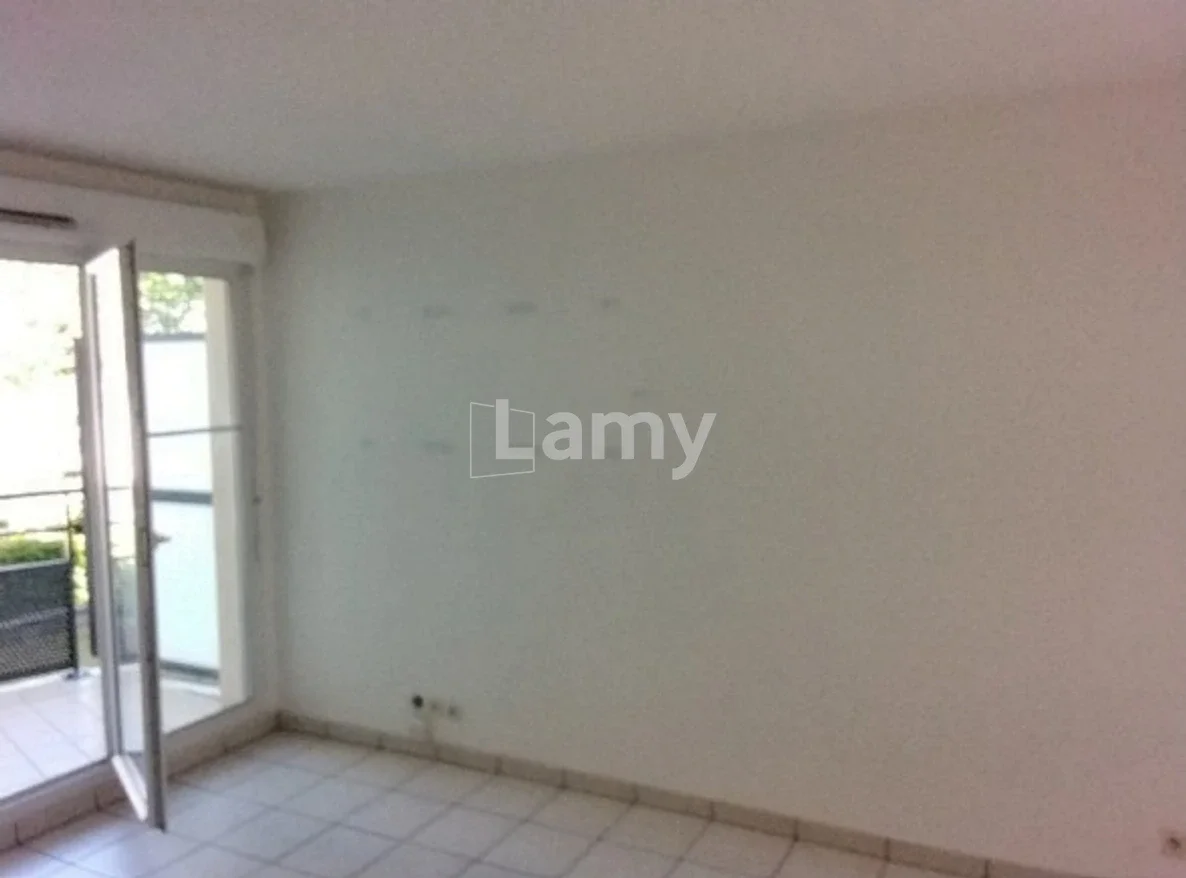 Appartement Rue Henri Rol-Tanguy à Grigny