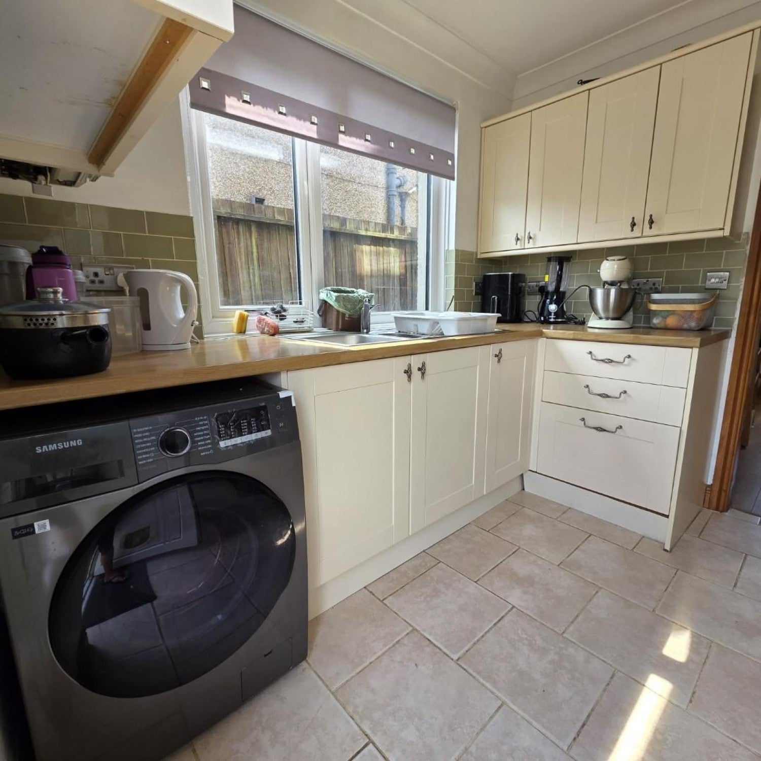 House Bakers Way in Sarn