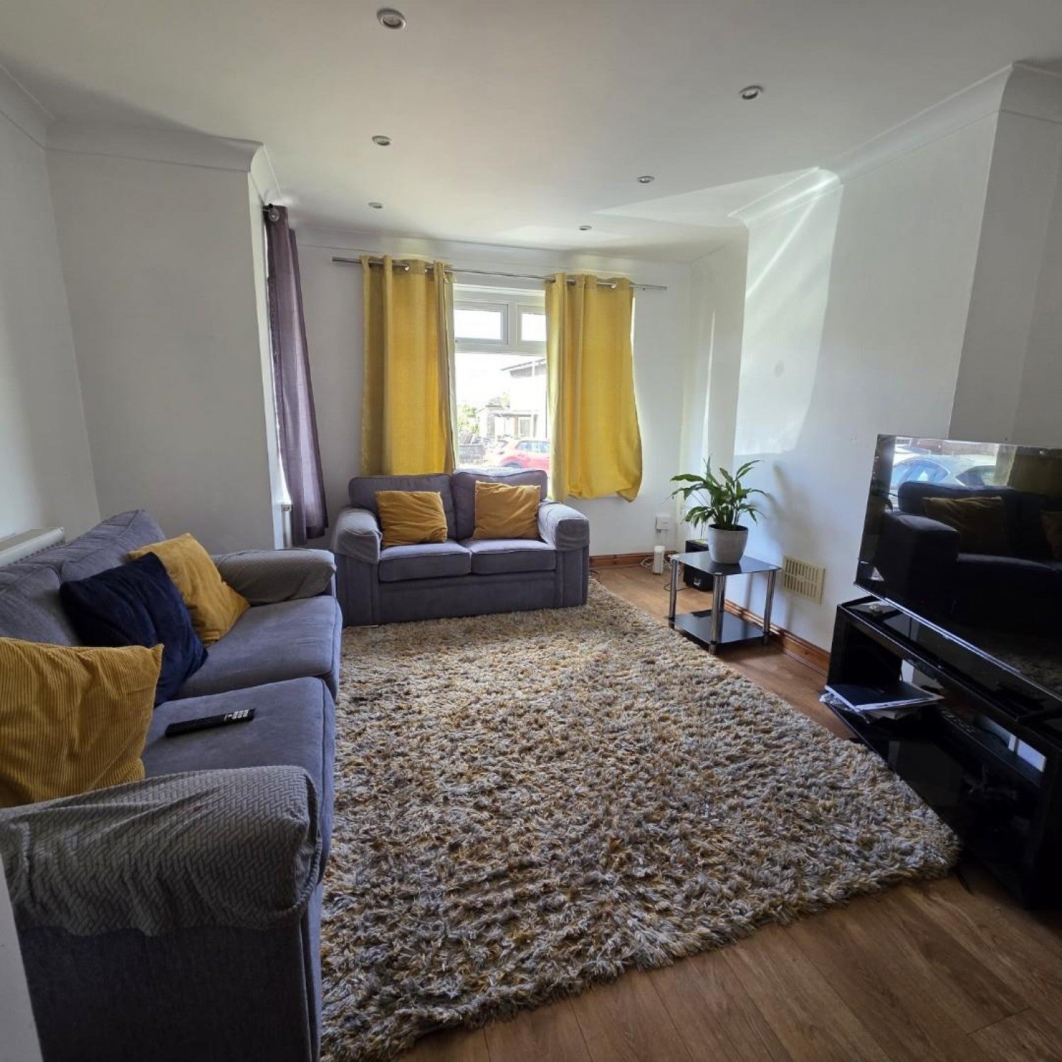 House Bakers Way in Sarn