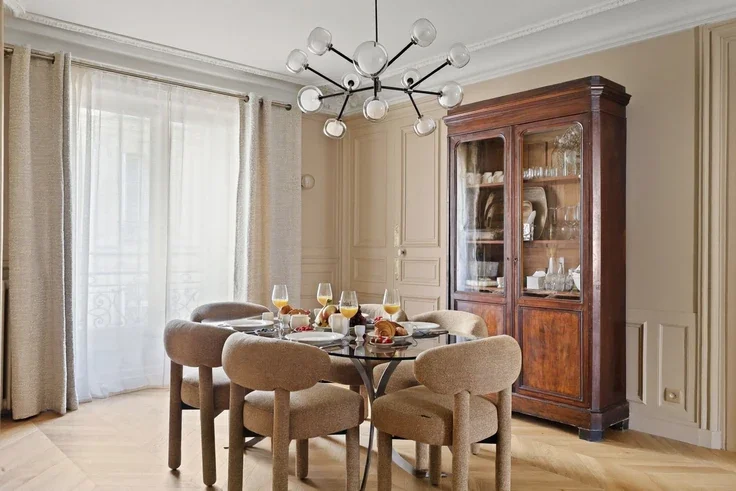 Appartement Rue Quentin Bauchart à Paris