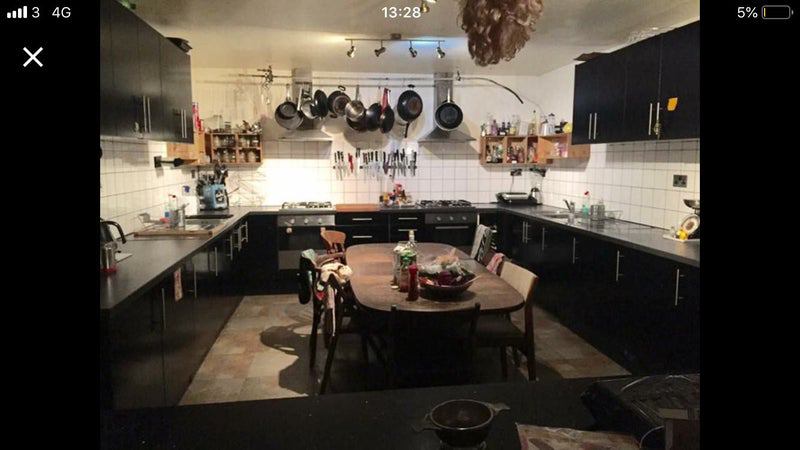Room Eade Road in Greater London