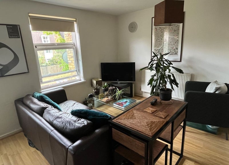 Room Hartington Road in Greater London