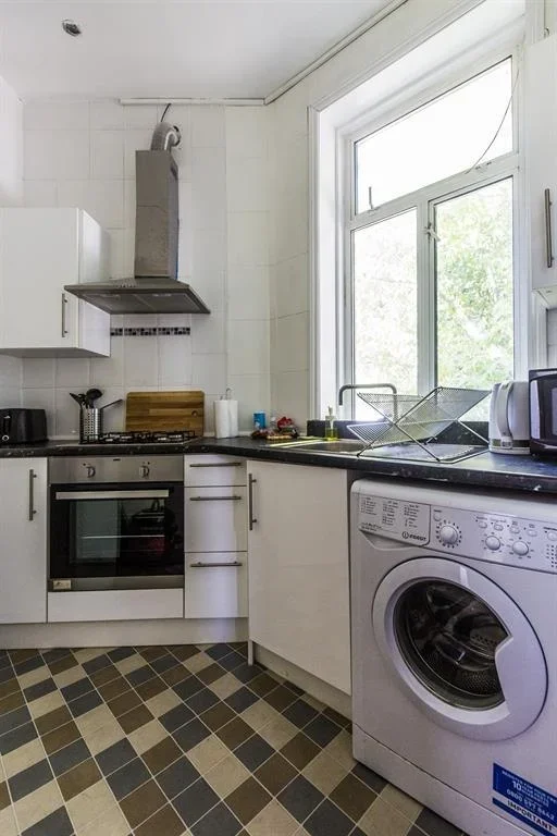 Flat Agar Grove in Greater London
