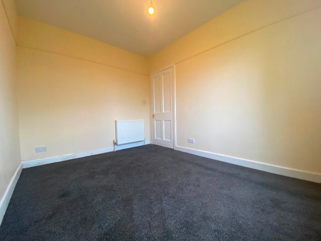 Flat Hunterfield Road in Newtongrange