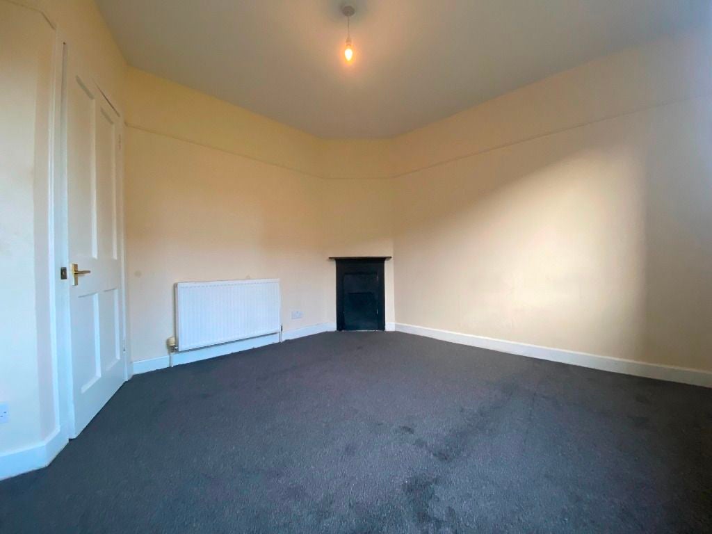 Flat Hunterfield Road in Newtongrange