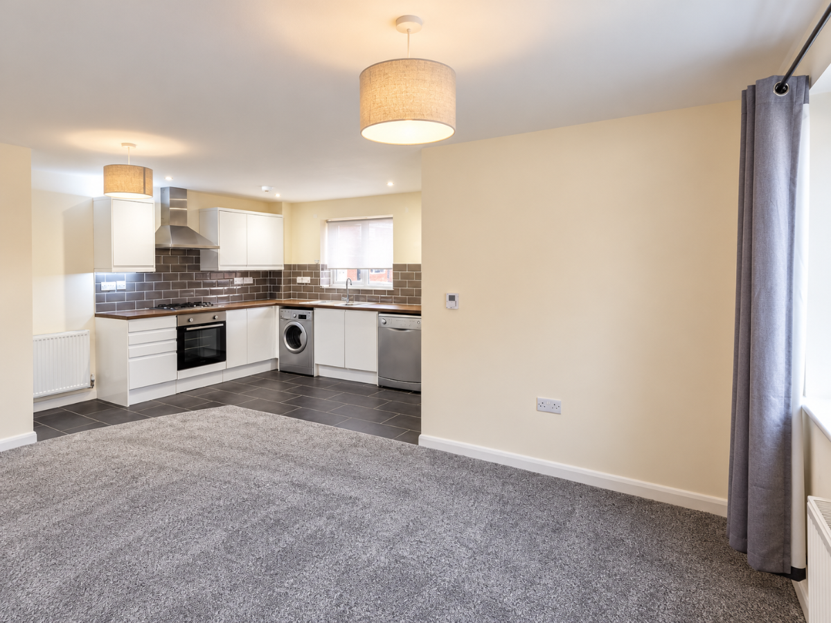 House Greenhill Rise in Corby