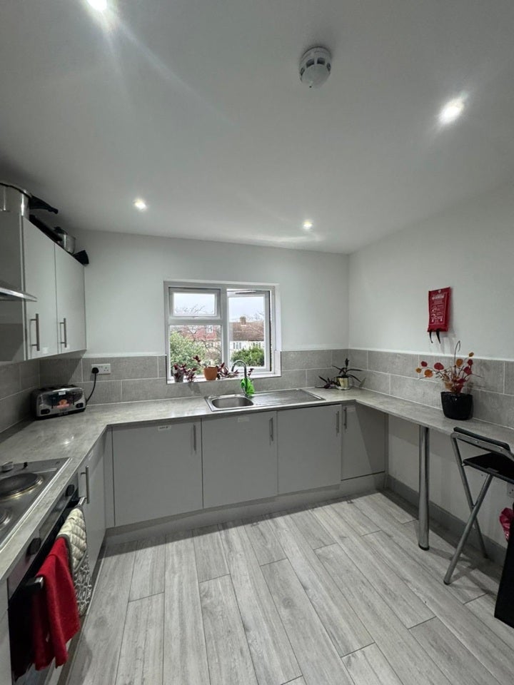 Room Bensham Lane in Greater London