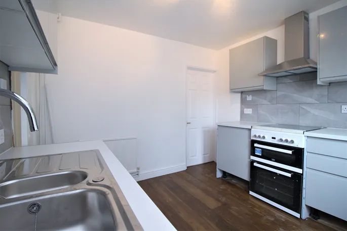 Flat St Albans Road in Watford