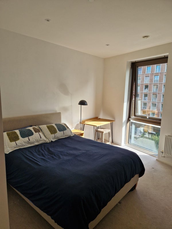Flat New Mill Road in Greater London
